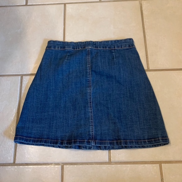 Denim Skirt Size Medium - Picture 2 of 3